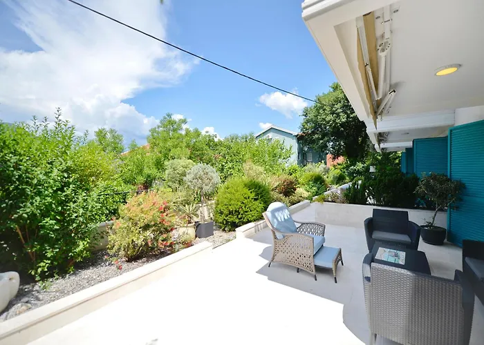 Apartments Boka Blue Dobrota Kotor